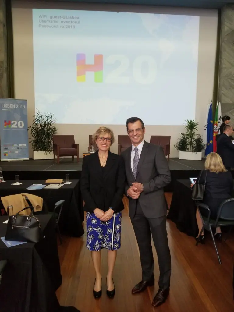 Lisa Rice Madan, Embaixadora do Canadá em Portugal, com Manuel Pietra, Presidente e CEO da FreeBalance